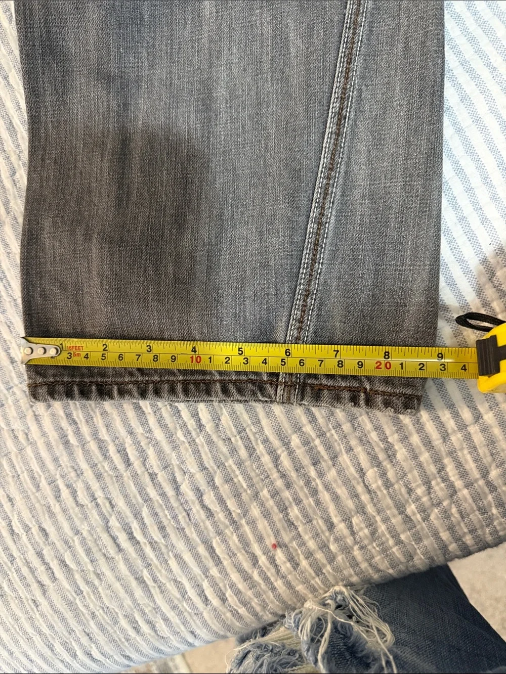 514 Levi's Gray Straight Jeans - Faded Wash